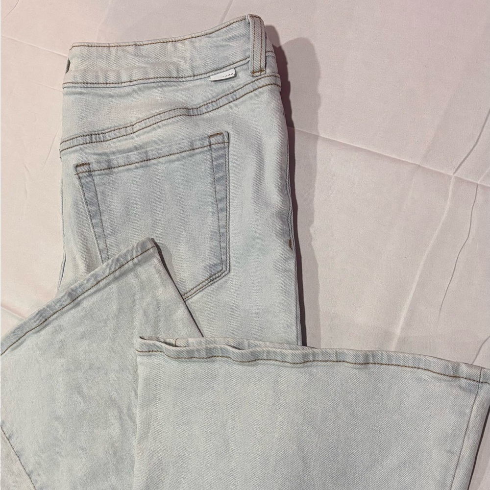 PacSun Size 28 Light Wash Bell Bottom Flare Jeans Y2K Vibe